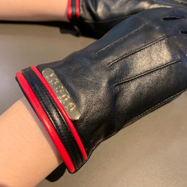 Gucci Gloves With Signature Double G Motif In Black