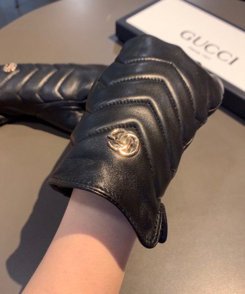 Gucci Gloves With Signature Double G Motif In Black
