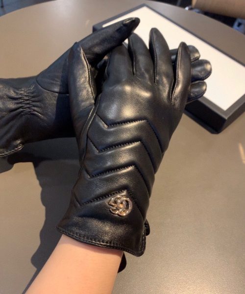 Gucci Gloves With Signature Double G Motif In Black
