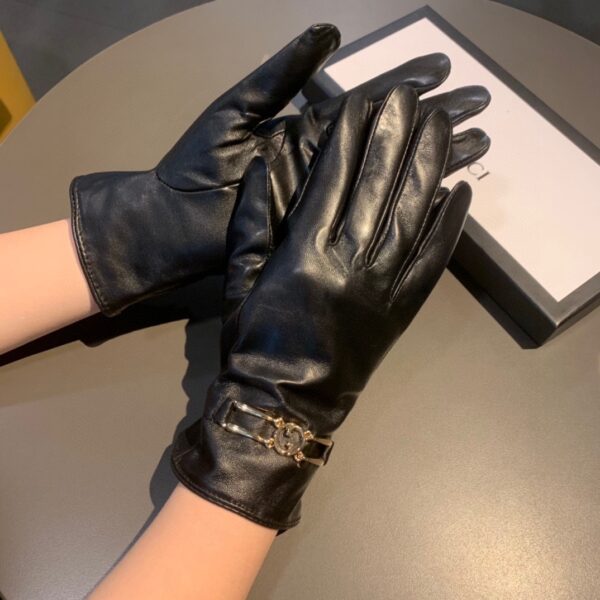 Gucci Gloves With Signature Double G Motif In Black