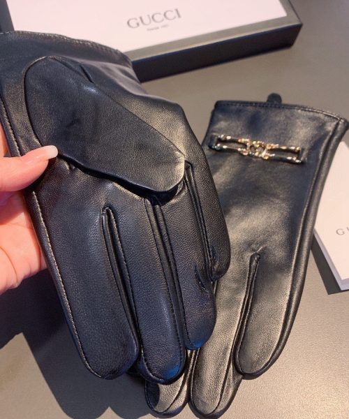 Gucci Gloves With Signature Double G Motif In Black