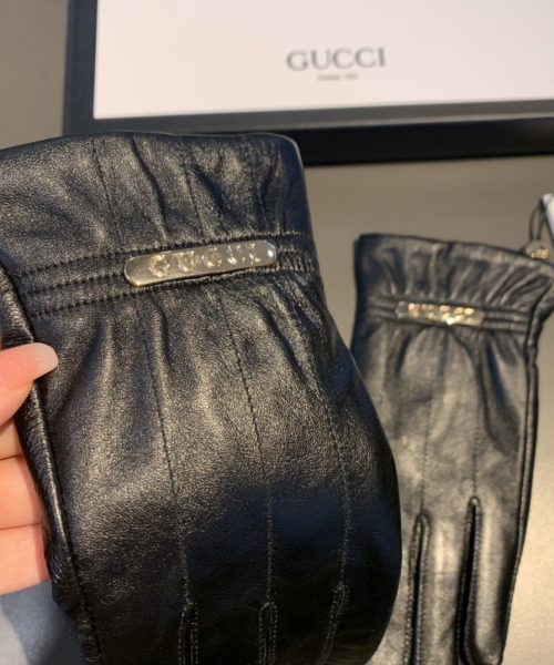 Gucci Gloves With Signature Double G Motif In Black