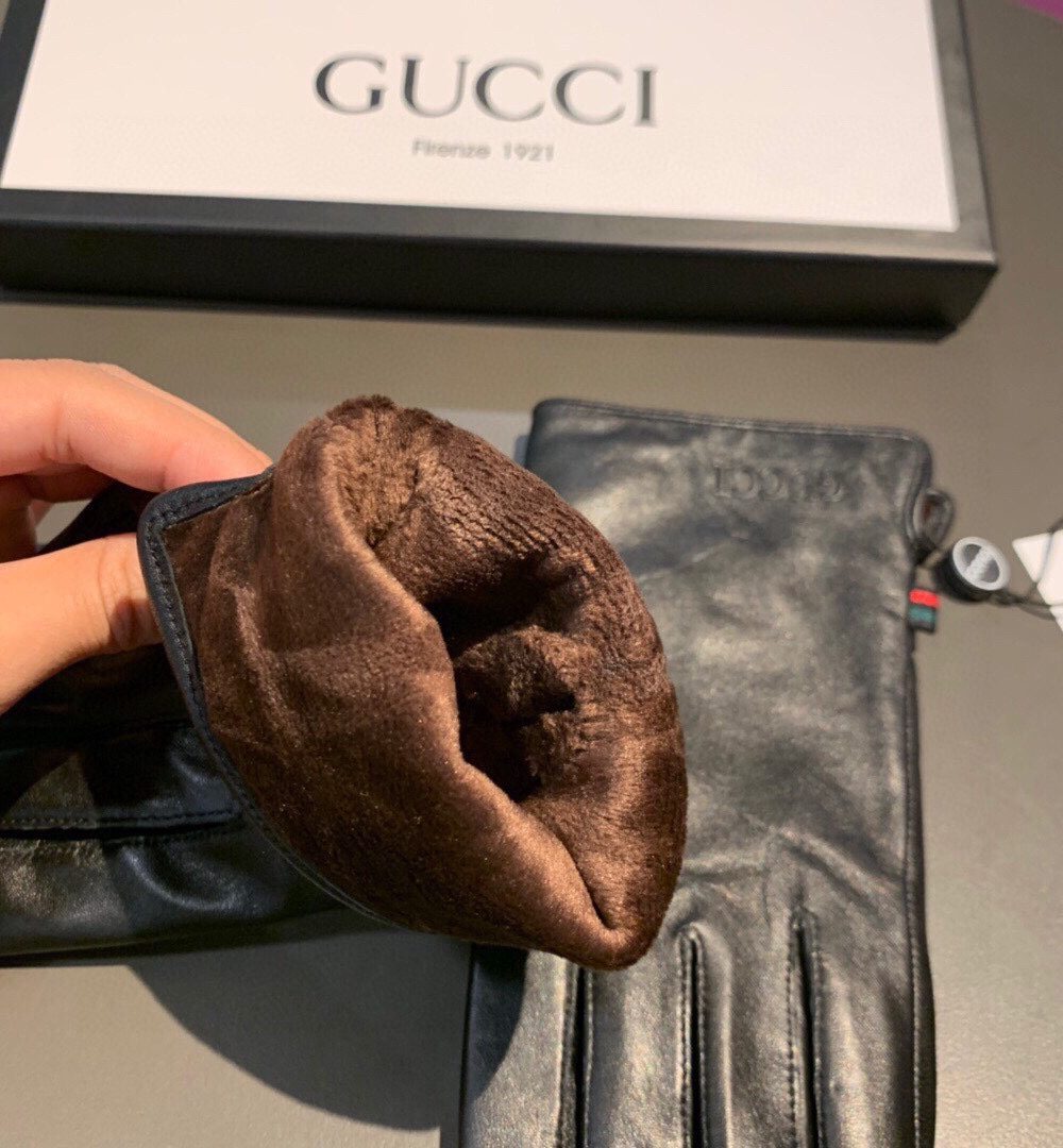 Gucci Gloves With Signature Double G Motif In Black