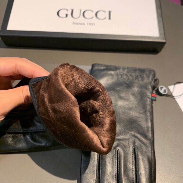 Gucci Gloves With Signature Double G Motif In Black