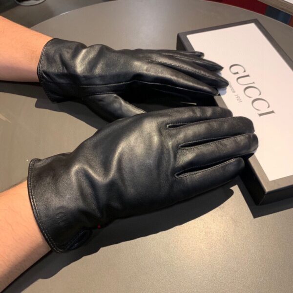 Gucci Gloves With Signature Double G Motif In Black