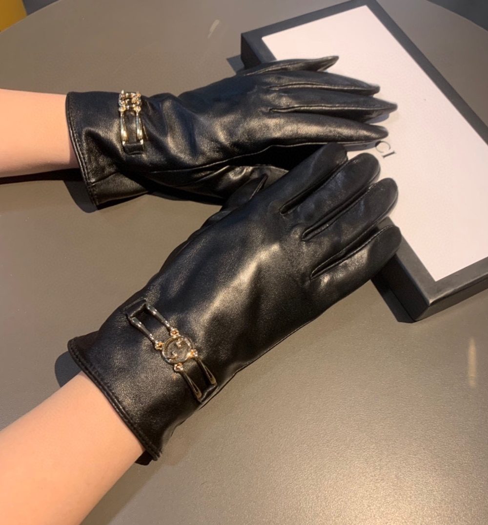 Gucci Gloves With Signature Double G Motif In Black