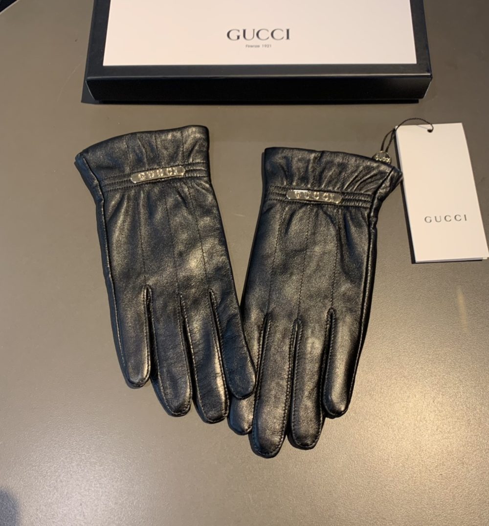 Gucci Gloves With Signature Double G Motif In Black