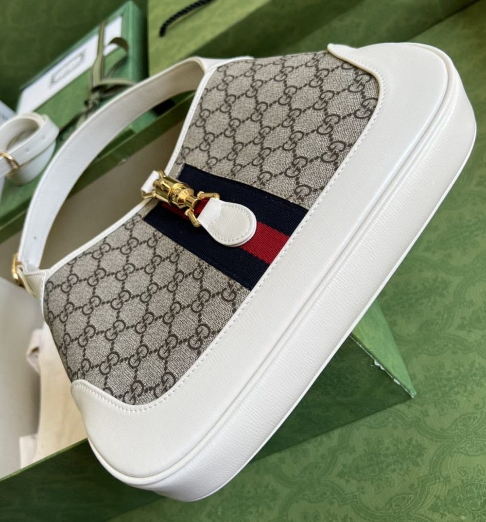 1:1 Replica Gucci Jackie 1961 Small Shoulder Bag Beige And Ebony GG Supreme Canvas For Women 11in/28cm 636706 HUHHG 9794