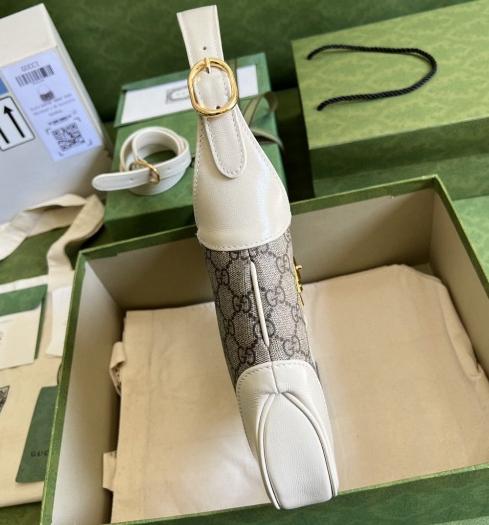 1:1 Replica Gucci Jackie 1961 Small Shoulder Bag Beige And Ebony GG Supreme Canvas For Women 11in/28cm 636706 HUHHG 9794