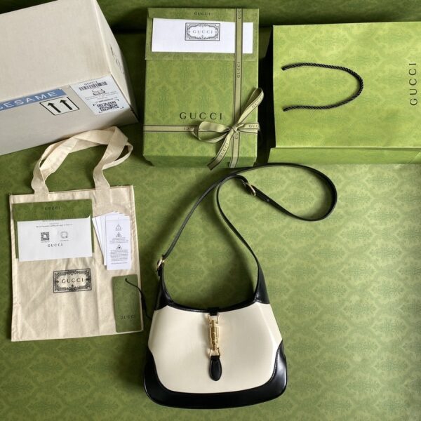 1:1 Replica Gucci Jackie 1961 Small Shoulder Bag White With Black 11in/28cm 636706 10OBG 9099