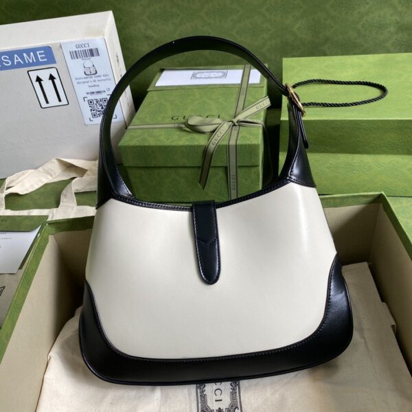 1:1 Replica Gucci Jackie 1961 Small Shoulder Bag White With Black 11in/28cm 636706 10OBG 9099