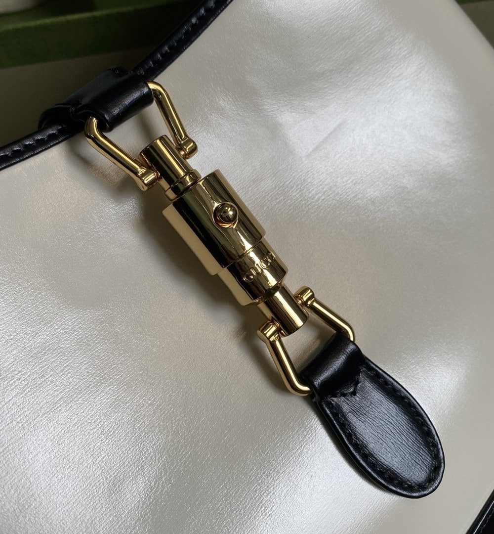 1:1 Replica Gucci Jackie 1961 Small Shoulder Bag White With Black 11in/28cm 636706 10OBG 9099