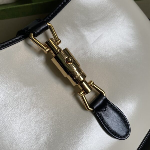 1:1 Replica Gucci Jackie 1961 Small Shoulder Bag White With Black 11in/28cm 636706 10OBG 9099