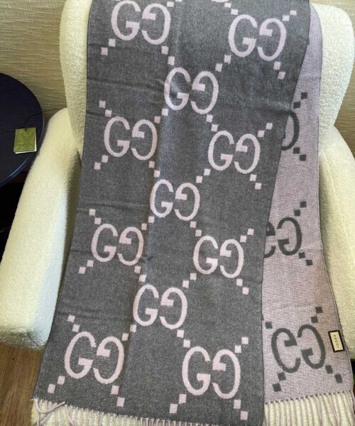 Gucci Jacquard Grey Scarf 180cm/71in 