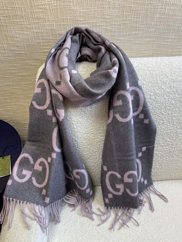 Gucci Jacquard Grey Scarf 180cm/71in