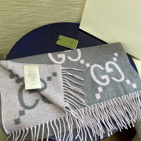 Gucci Jacquard Grey Scarf 180cm/71in
