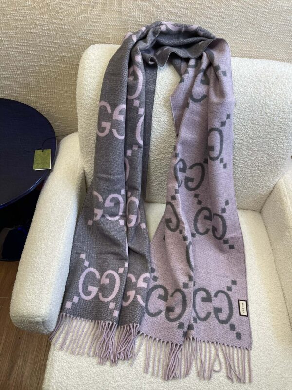 Gucci Jacquard Grey Scarf 180cm/71in