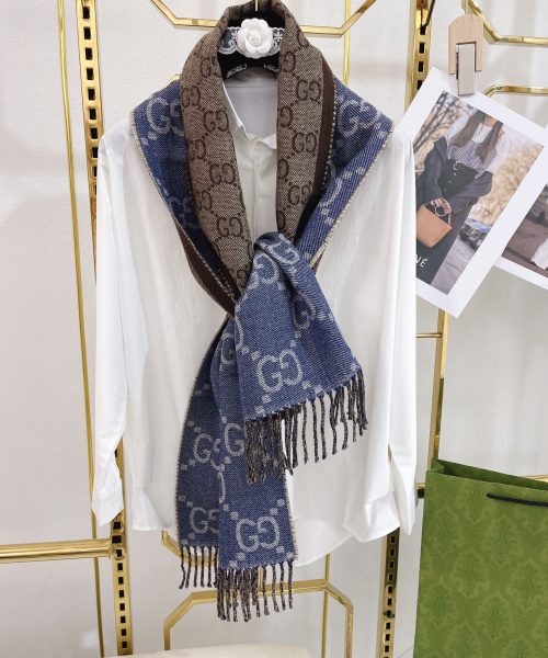 Gucci Jacquard Pattern Knit With Tassels Navy and Brown 190cm/75in 676610 3G200 4165