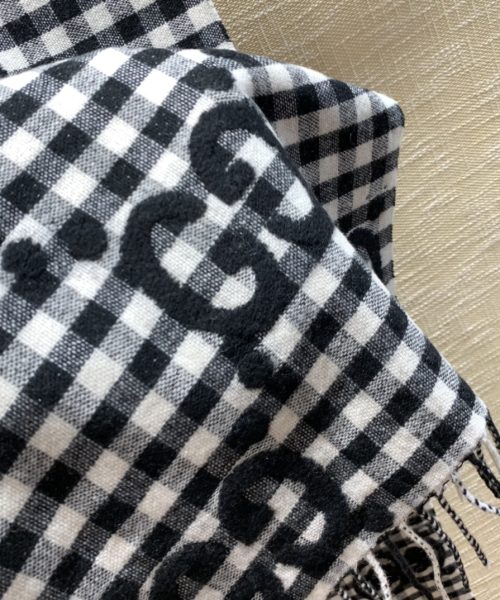 Gucci Jacquard Wool Scarf Dark Blue and Ivory Scarf 220cm/86.7in 644365 4G718 4178 