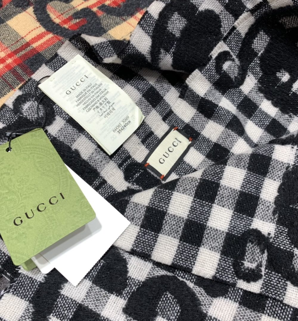 Gucci Jacquard Wool Scarf Dark Blue and Ivory Scarf 220cm/86.7in 644365 4G718 4178 