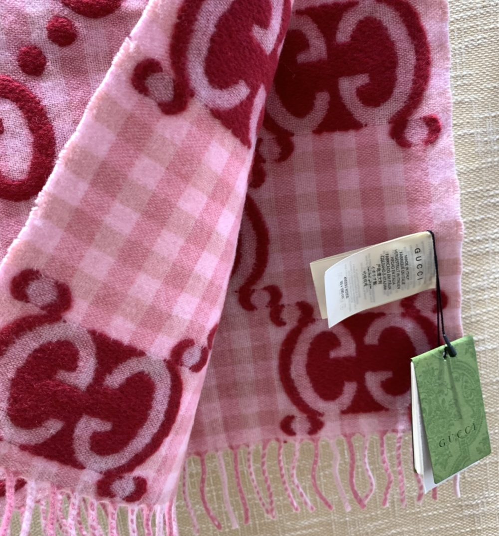 Gucci Jacquard Wool Scarf Pink and Ivory Scarf 220cm/86.7in 644365 3GA69 5878 