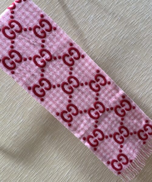 Gucci Jacquard Wool Scarf Pink and Ivory Scarf 220cm/86.7in 644365 3GA69 5878 