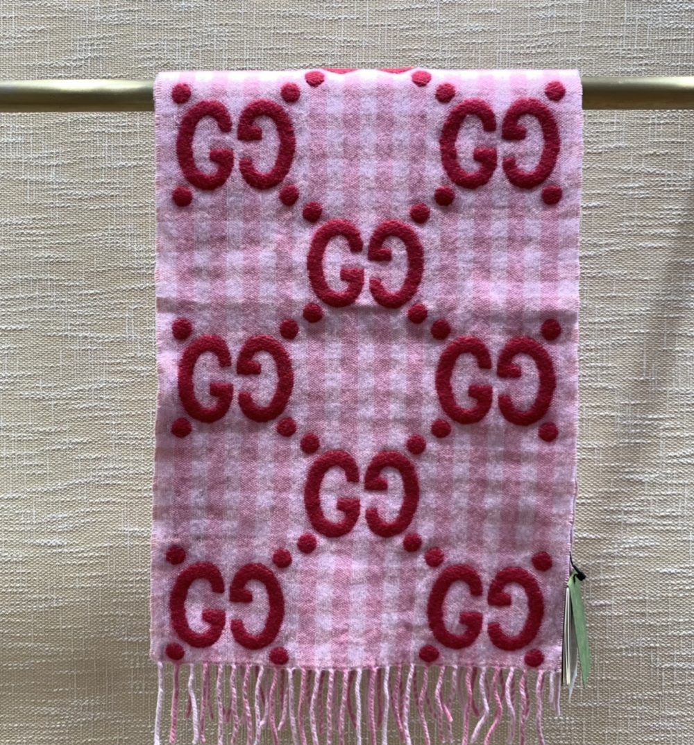 Gucci Jacquard Wool Scarf Pink and Ivory Scarf 220cm/86.7in 644365 3GA69 5878 