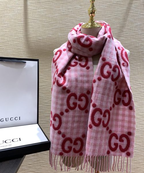 Gucci Jacquard Wool Scarf Pink and Ivory Scarf 220cm/86.7in 644365 3GA69 5878 