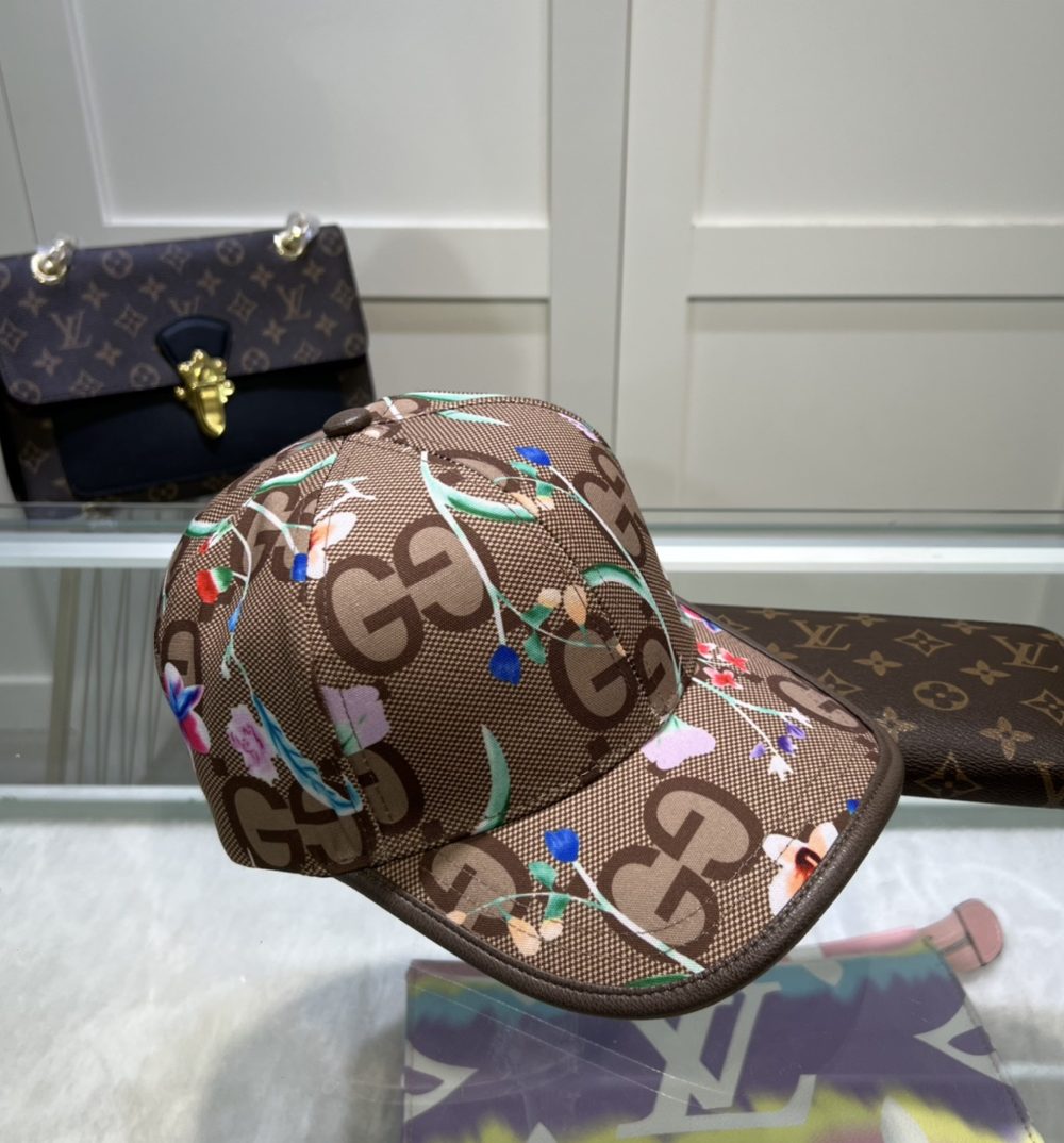 Gucci Jumbo GG Baseball Hat With Floral Embroidery Beige GG Hat 701845 3HAJM 2584