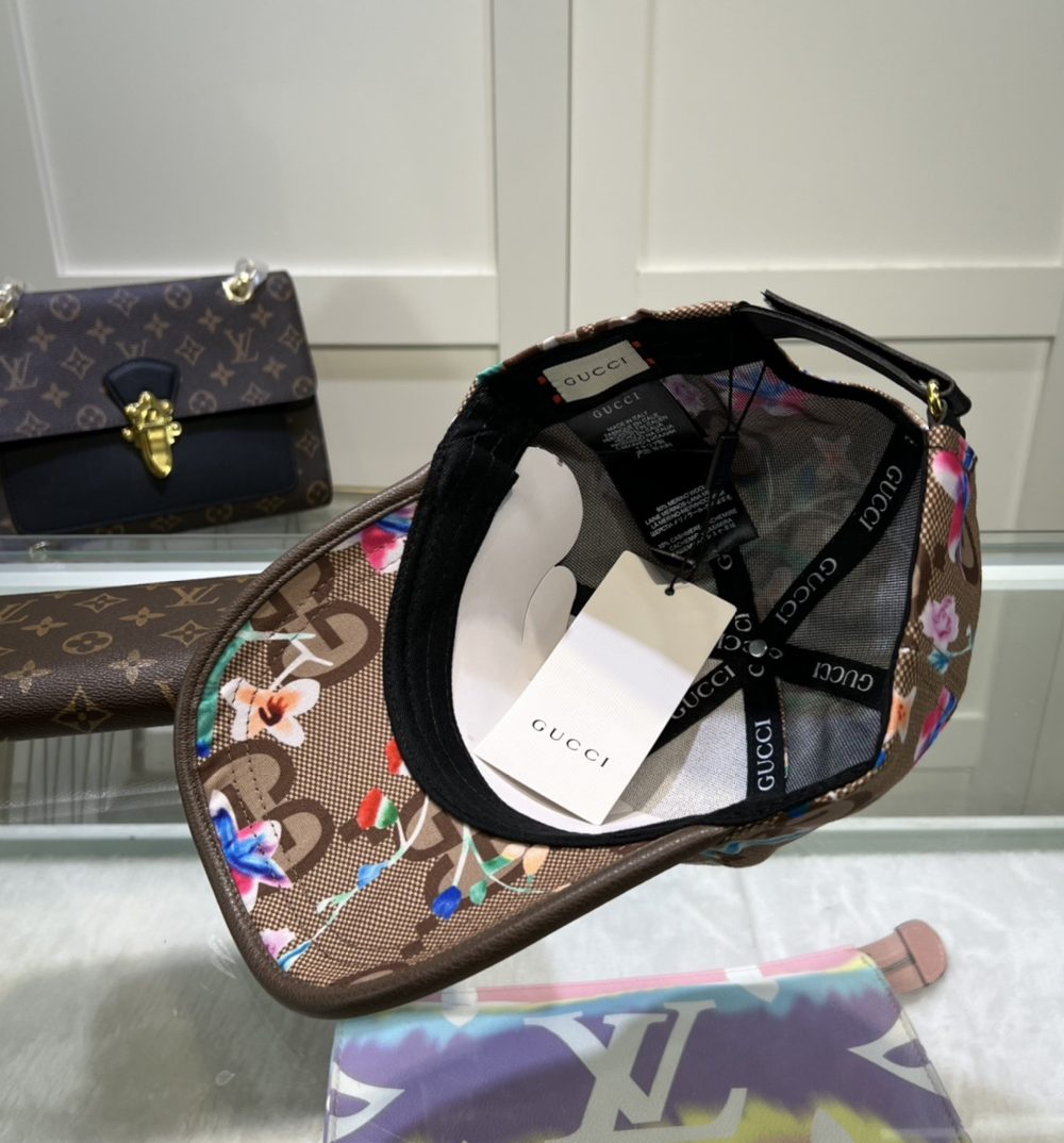 Gucci Jumbo GG Baseball Hat With Floral Embroidery Beige GG Hat 701845 3HAJM 2584