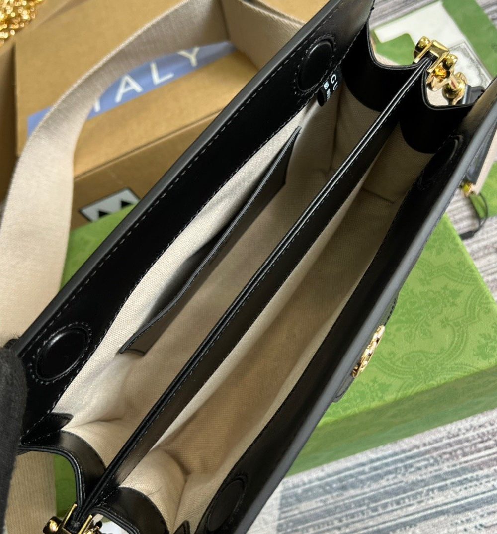 1:1 Replica Gucci Matelasse Shoulder Bag Black For Women, Women's Bags 10.2in/26cm GG