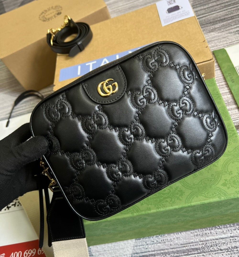 1:1 Replica Gucci Matelasse Shoulder Bag Black For Women, Women's Bags 8.5in/22cm GG 702234 UM8HG 1046