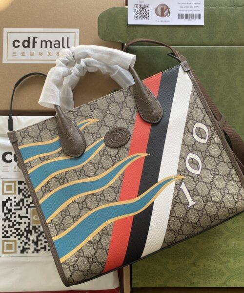 1:1 Replica Gucci Medium Tote With Geometric Print Beige And Ebony GG Supreme Canvas With Geometric And Web Print For Women 14.8in/37.5cm GG 674148 UQHHG 8678