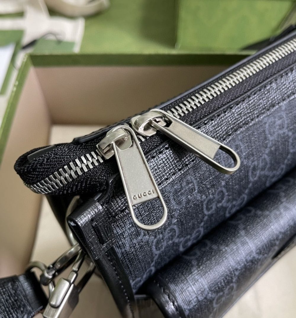 1:1 Replica Gucci Messenger Bag With Interlocking G Black Supreme Canvas For Men 8in/21cm 674164 92THN 1000