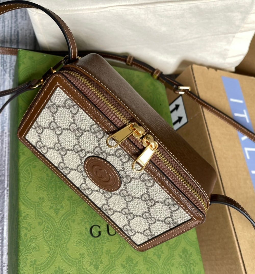 1:1 Replica Gucci Mini Bag With Interlocking G Beige And Ebony GG Supreme Canvas And Brown For Women 9in/23cm GG