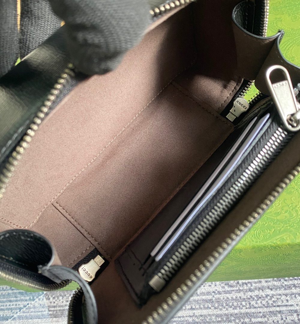 1:1 Replica Gucci Mini Bag With Interlocking G Black GG Supreme Canvas For Women 9in/23cm GG