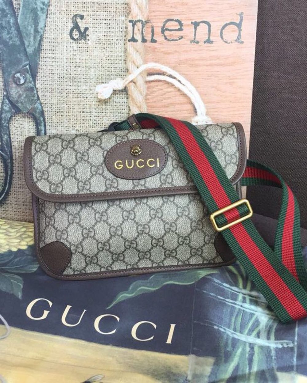 1:1 Replica Gucci Neo Vintage GG Supreme Belt Bag Beige/ebony GG Supreme Canvas With Brown For Women 9.4in/24cm GG 493930 9C2VT 8745