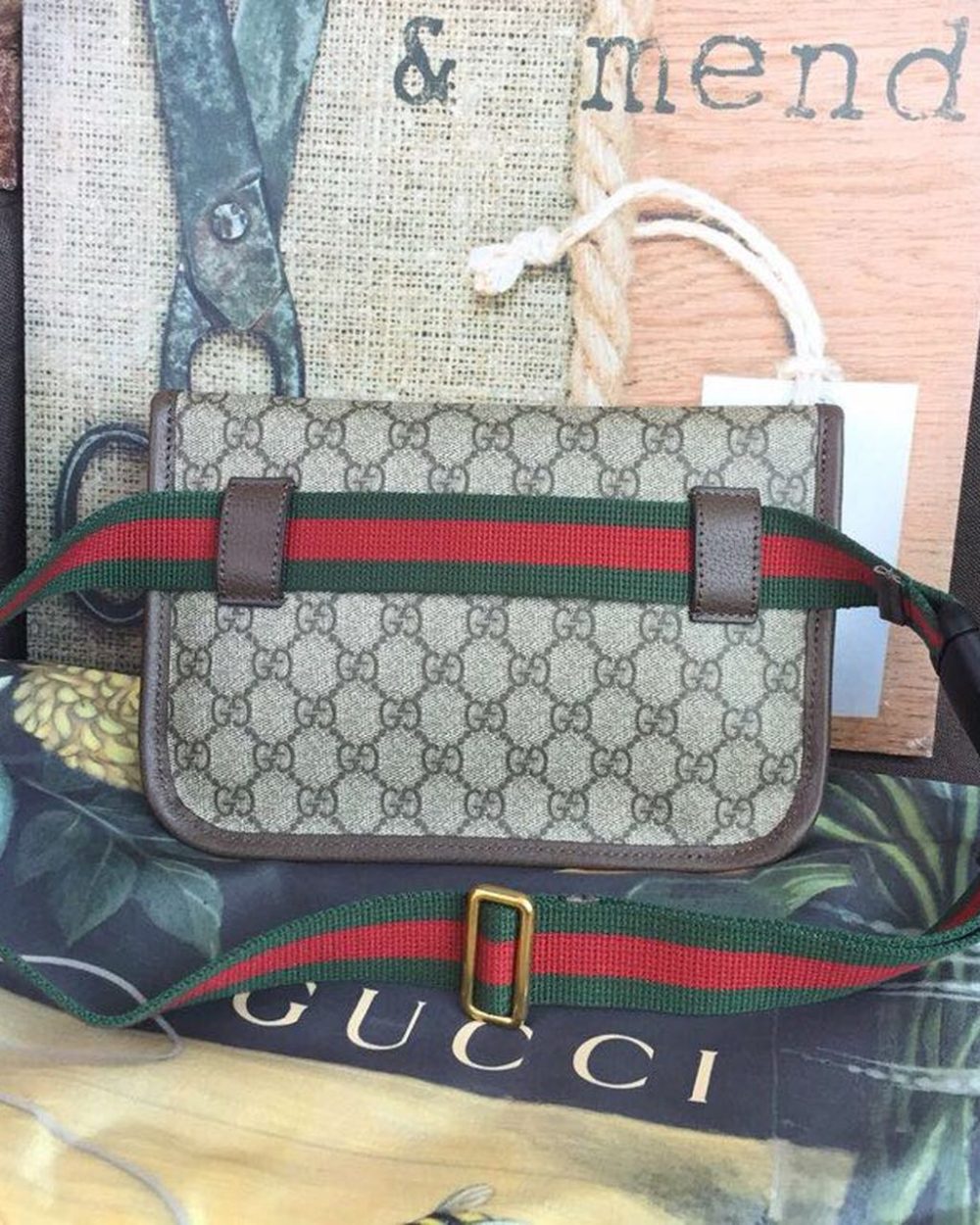 1:1 Replica Gucci Neo Vintage GG Supreme Belt Bag Beige/ebony GG Supreme Canvas With Brown For Women 9.4in/24cm GG 493930 9C2VT 8745
