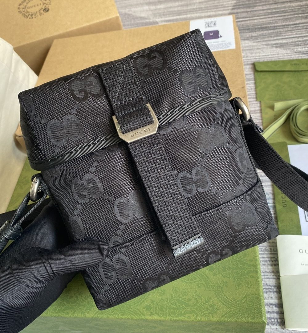 1:1 Replica Gucci Off The Grid Messenger Bag Black GG ECONYL® For Men  7.3in/18.5cm GG 643858 H9HKN