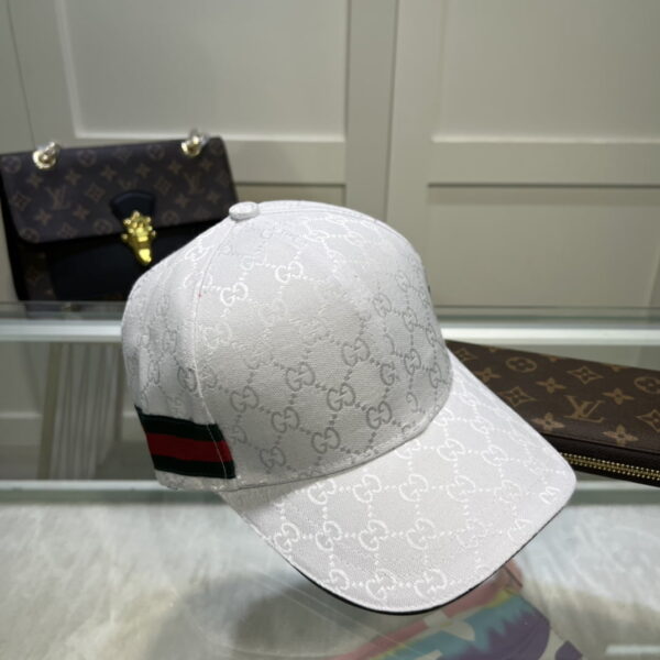 Gucci Original GG Canvas Baseball Hat With Web White GG Hat