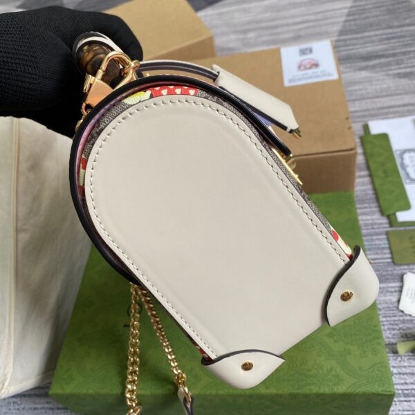 1:1 Replica Gucci Padlock GG Small amboo Strawberry Shoulder Bag Beige For Women, Women's Bags 9.5in/24cm GG