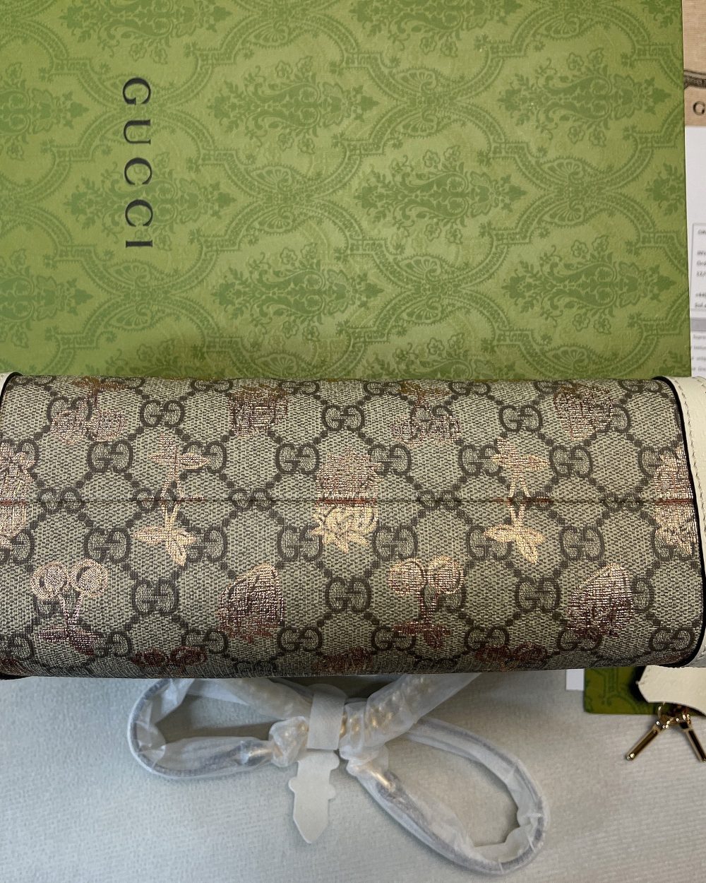 1:1 Replica Gucci Padlock Small Gucci Strawberry Shoulder Bag Beige For Women, Women's Bags 10in/26cm GG