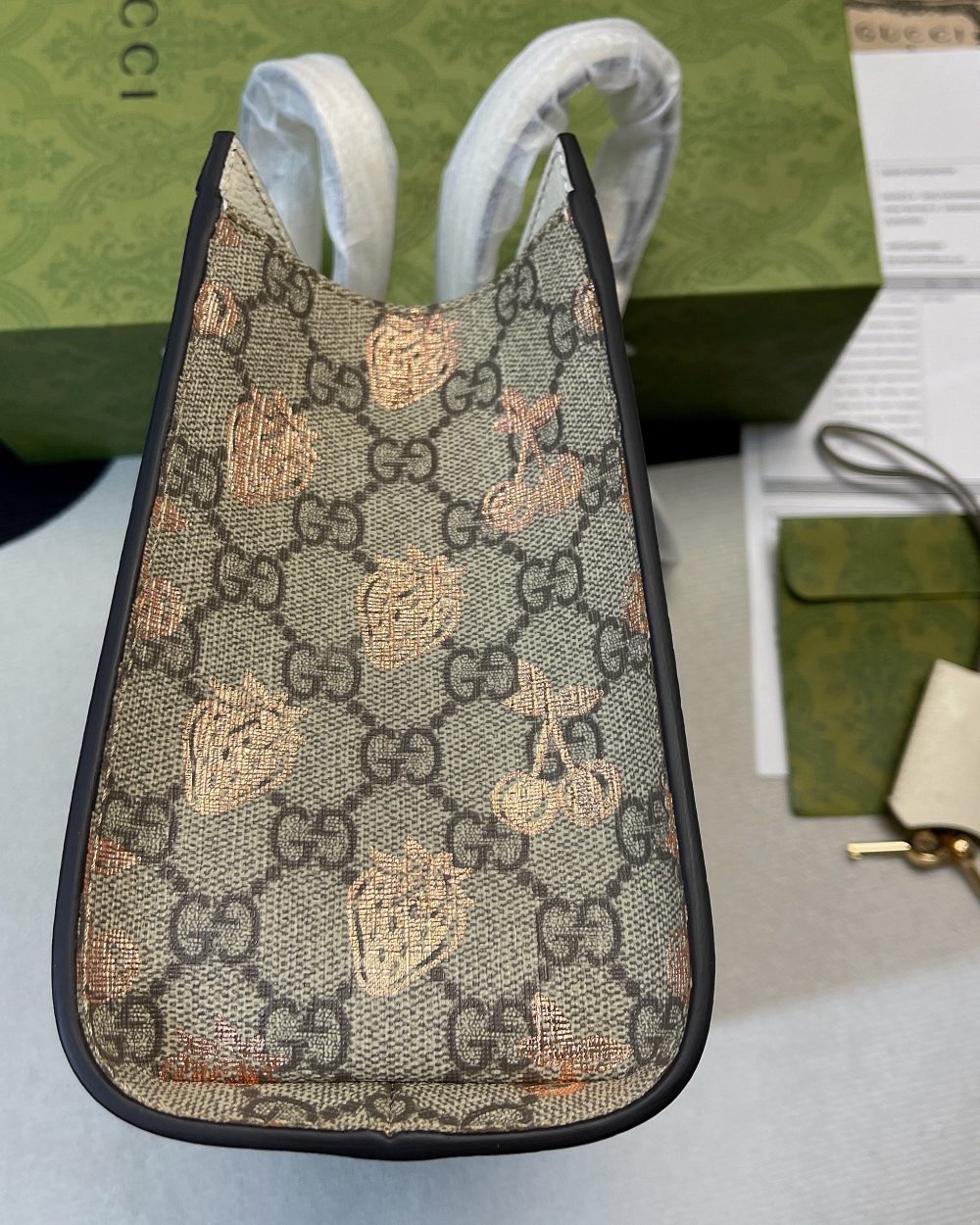 1:1 Replica Gucci Padlock Small Gucci Strawberry Shoulder Bag Beige For Women, Women's Bags 10in/26cm GG