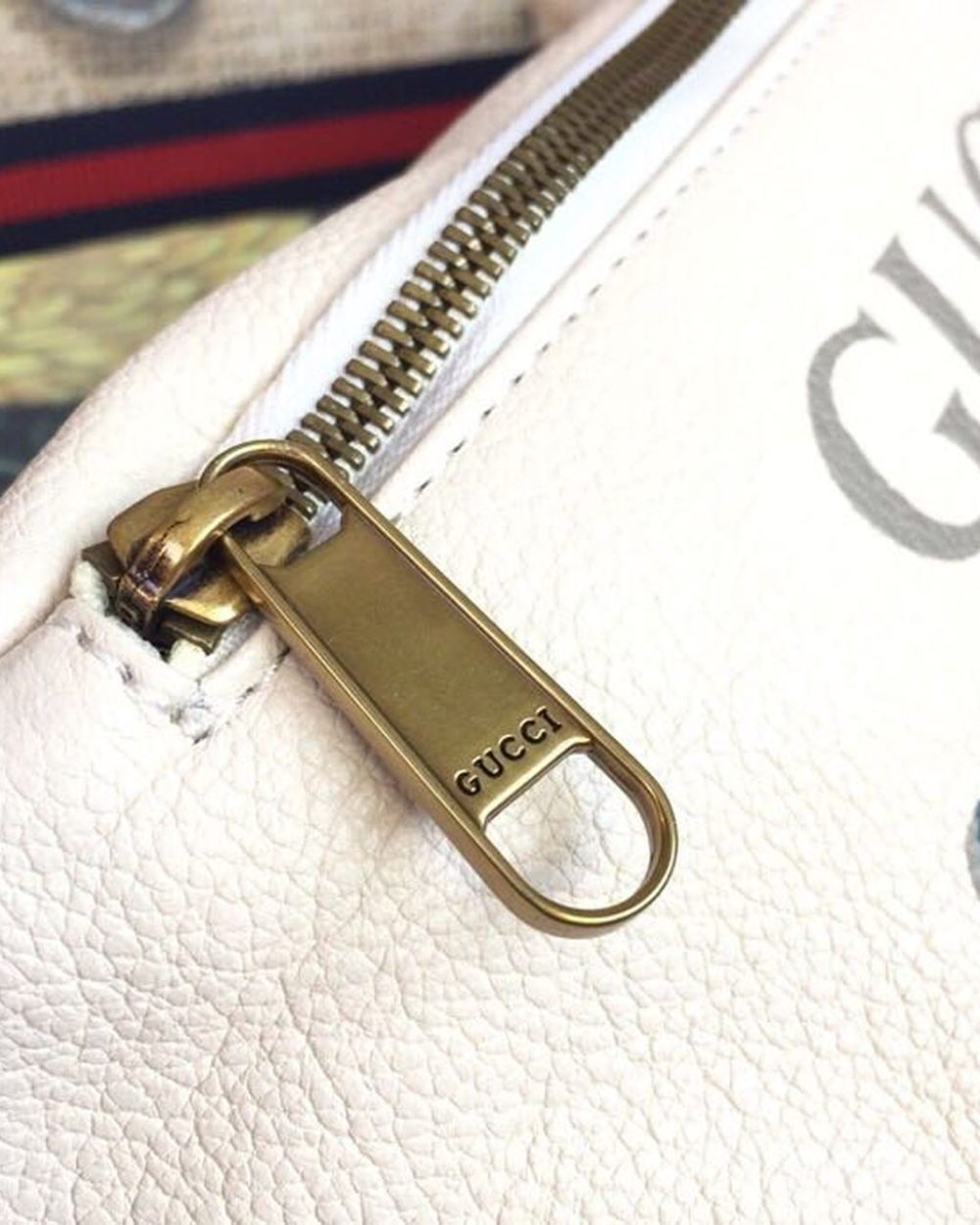 1:1 Replica Gucci Print Waist Belt Bag White For Women And Men 11in/27cm GG 527792