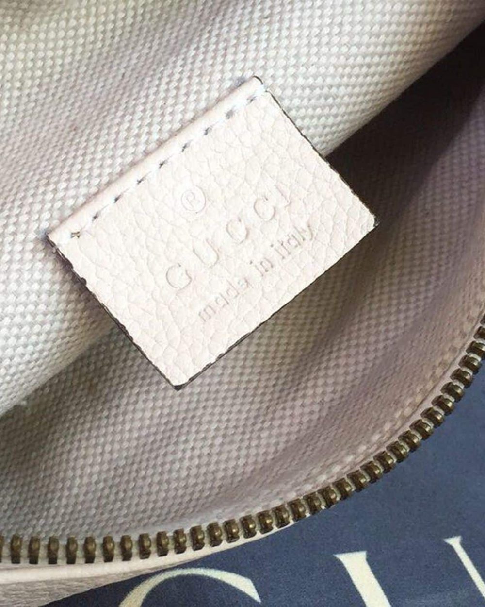 1:1 Replica Gucci Print Waist Belt Bag White For Women And Men 11in/27cm GG 527792