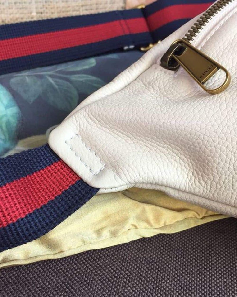 1:1 Replica Gucci Print Waist Belt Bag White For Women And Men 15in/39cm GG 530412