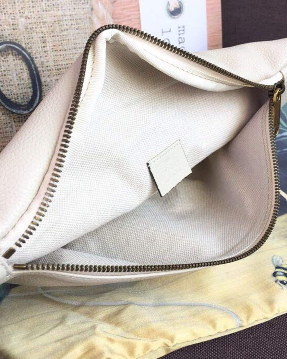 1:1 Replica Gucci Print Waist Belt Bag White For Women And Men 15in/39cm GG 530412