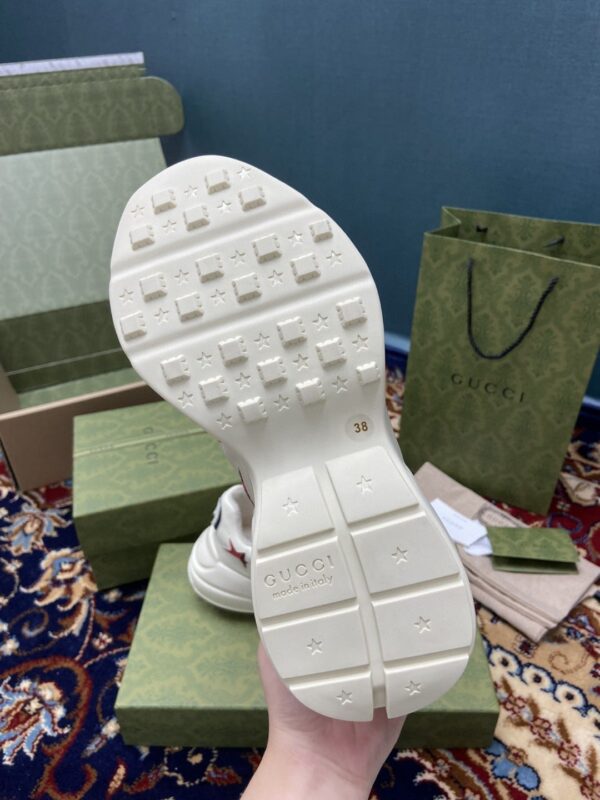 Gucci Rhyton Sneaker With Red Stars White Ivory For Women 664961 2SHC0 9560
