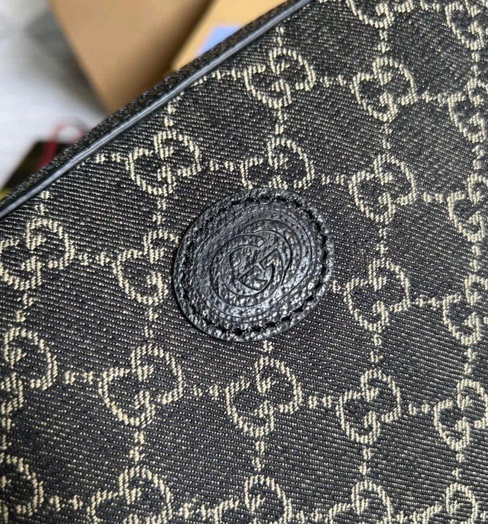1:1 Replica Gucci Shoulder Bag With Interlocking G Black And White GG Supreme Canvas For Women  9.6in/24.5cm GG