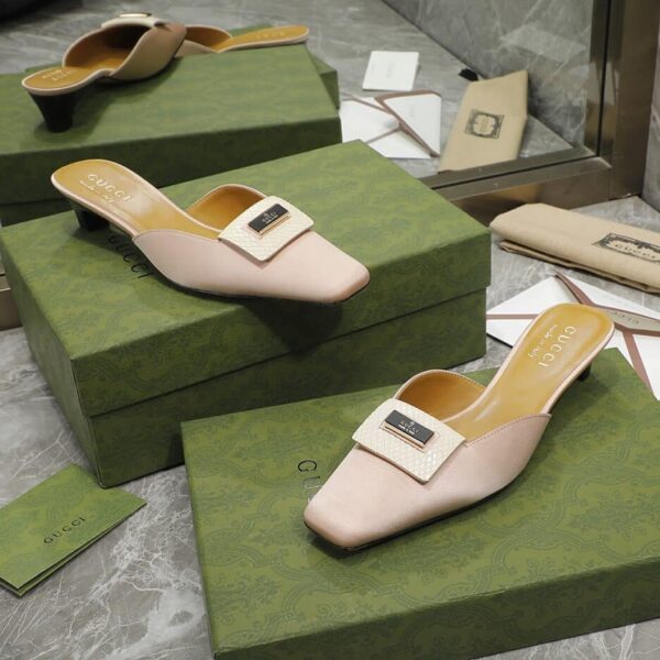 Gucci Slipper Sandals Pink For Women GG